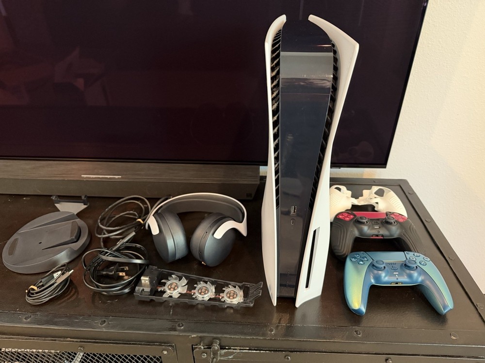 Sony PlayStation 5 CFI-1015A Console Bundle DualSense Controllers Headset Fan