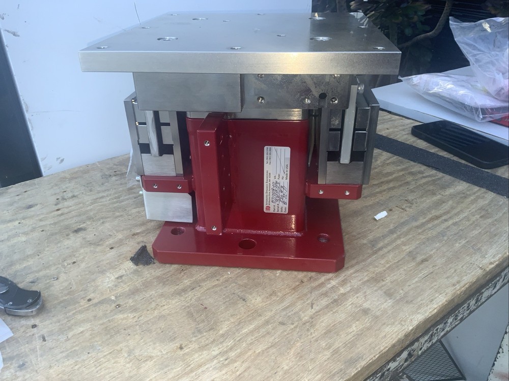 Integrated Dynamics Engineering 504.000 active vibration isolation modules