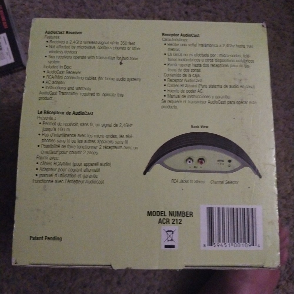 Soundcast AudioCast Wireless Audio Transmitter & Receiver Set Play Music MP3 PC