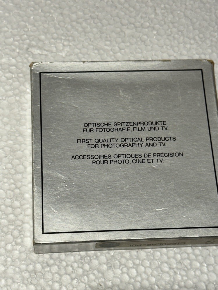 Schneider B+W 72mm Circular Polarizer 72E in case