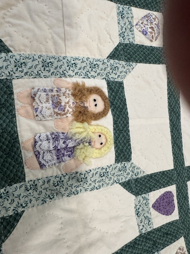 Handmade Patchwork Quilt two girlfriends Pattern Green Cotton