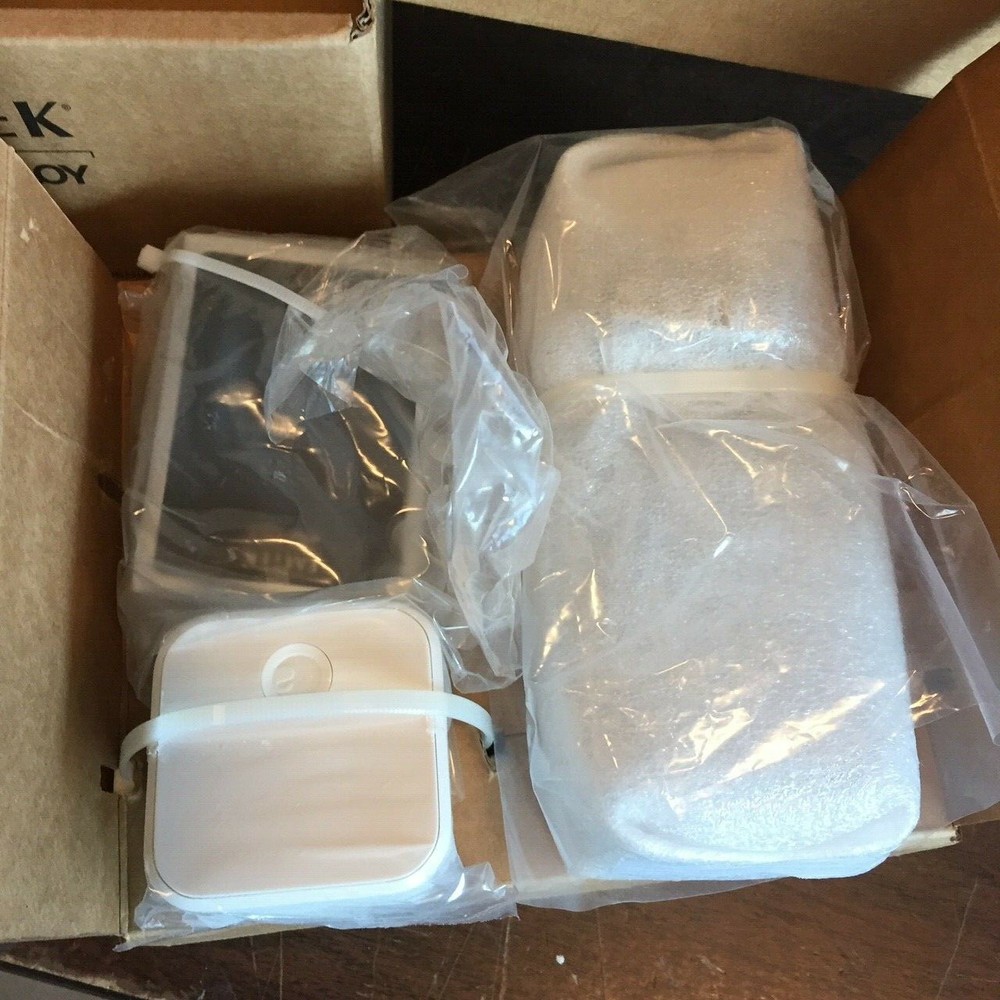 Emtek Smart Touchscreen Deadbolt Connected By August EMP1101-US26 EMPowered