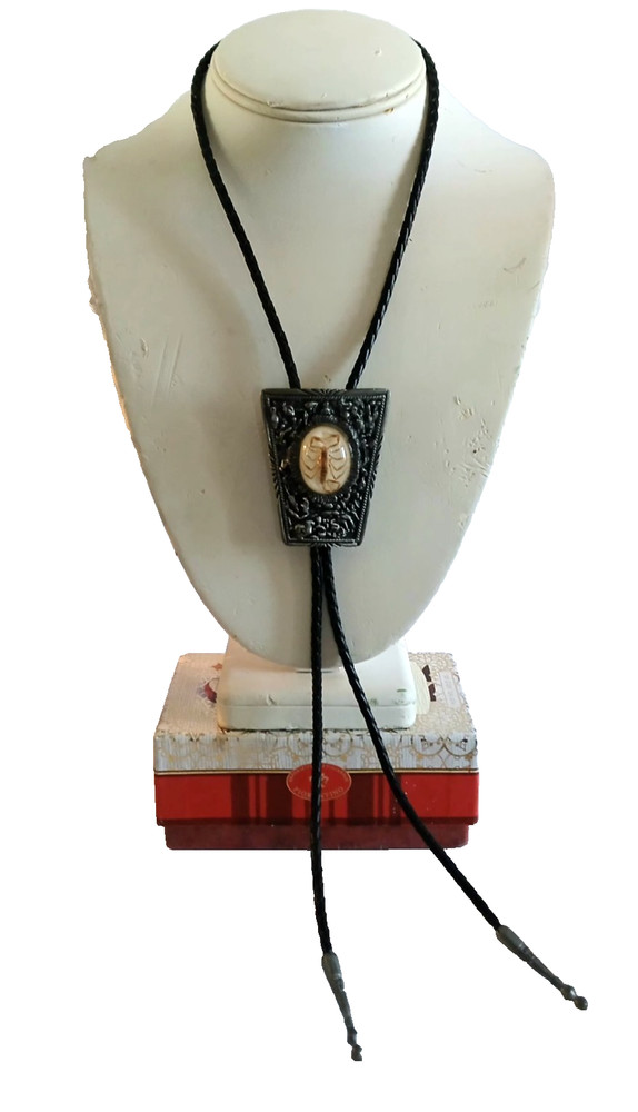 Scorpion Western Style Vintage Bolo Tie
