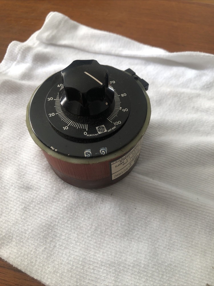 General Electric VOLT-PAC Variable Transformer Model 9T92A10 2.5 Amp