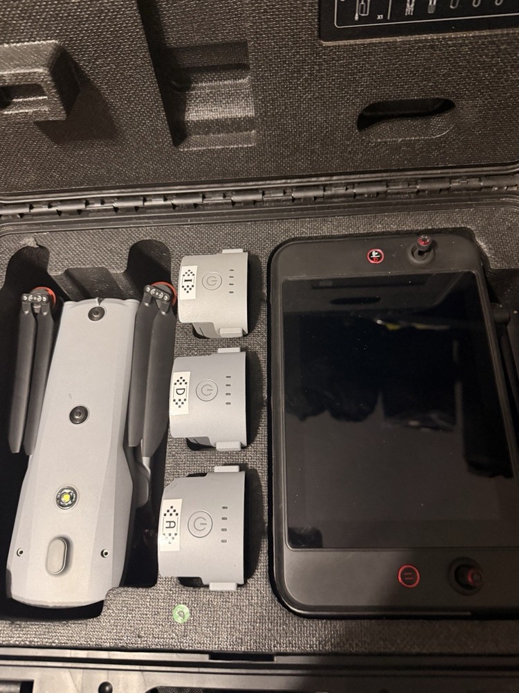 Autel Evo Max 4T with 2 Controllers, 11 Batteries, 2 cases, RTK