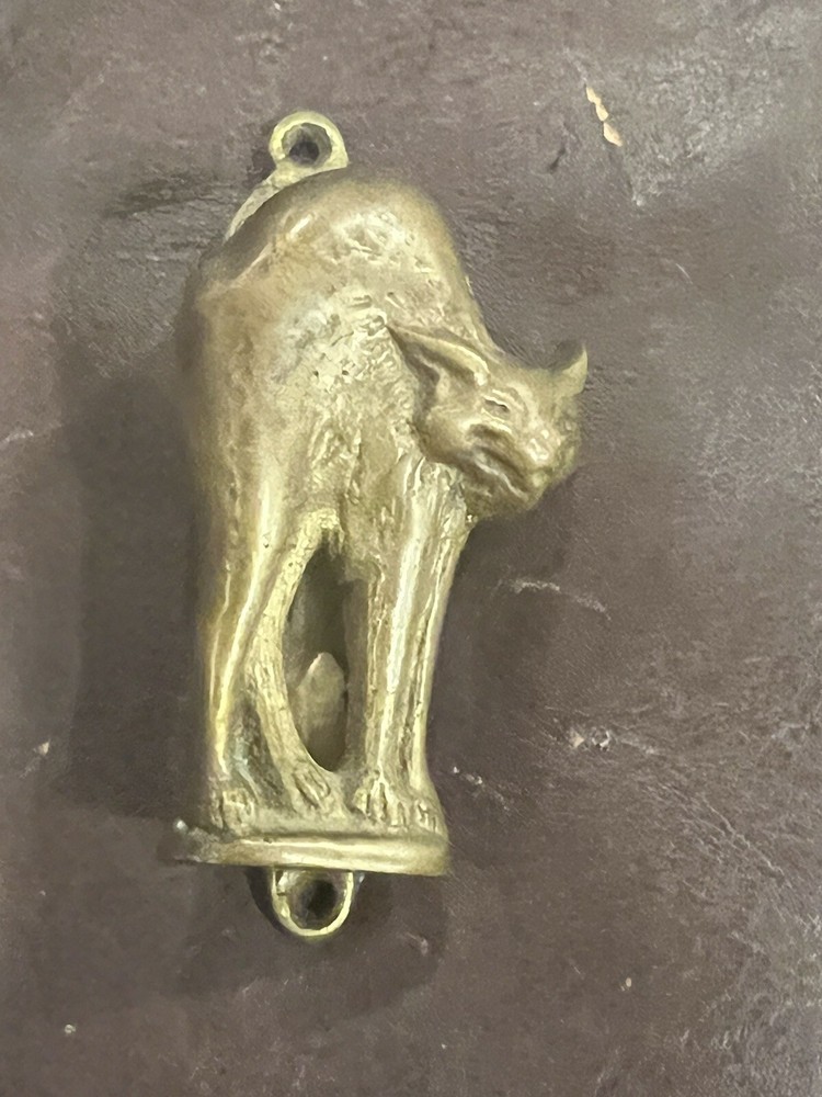 Antique Bronze Brass Arched Back Scaredy Spooky Cat Door Knocker Hardware