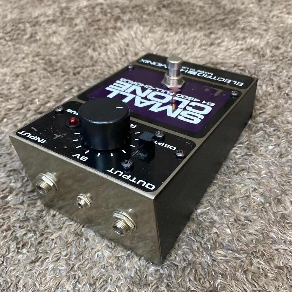 Electro-Harmonix Small Clone Analog Chorus Guitar Effects Pedal Used