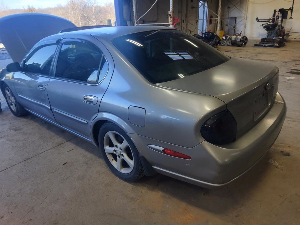 MAXIMA 2000 Battery Tray 561407