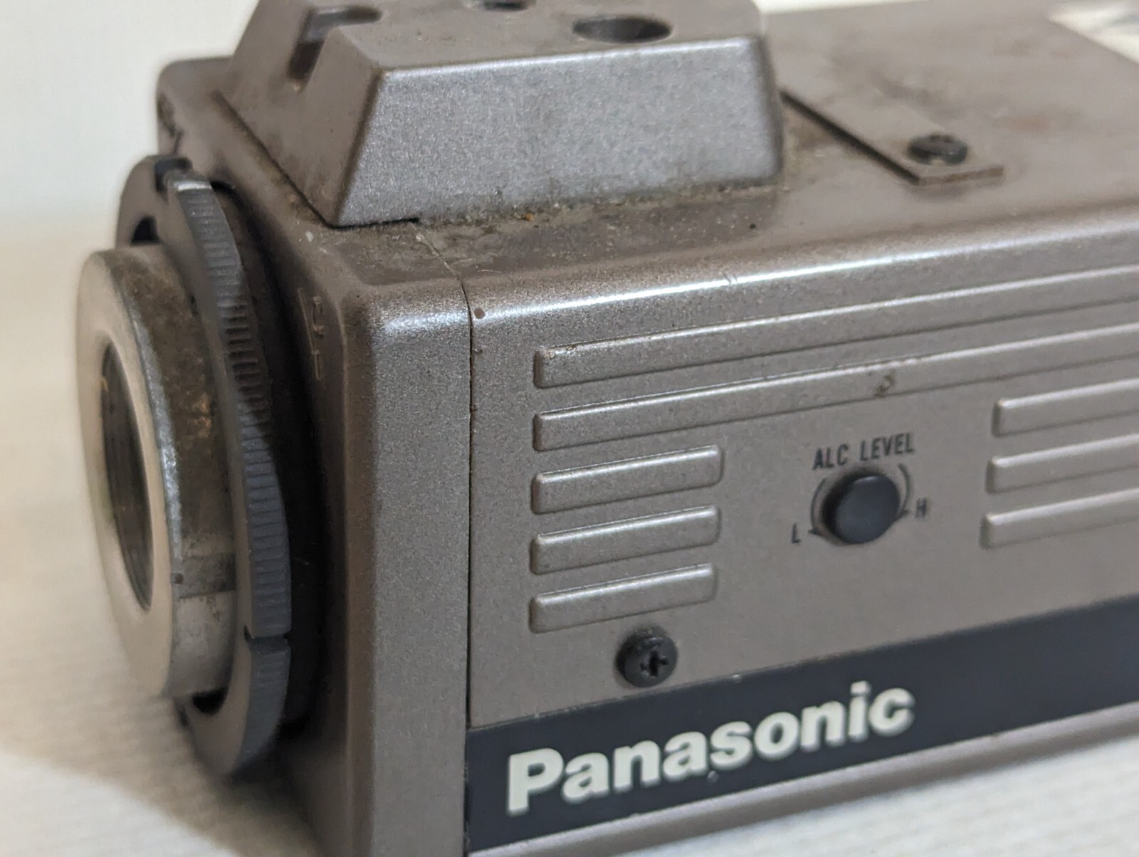 Panasonic WV-BL204 B & W CCD cctv security camera no lens ASIS Parts or Repair