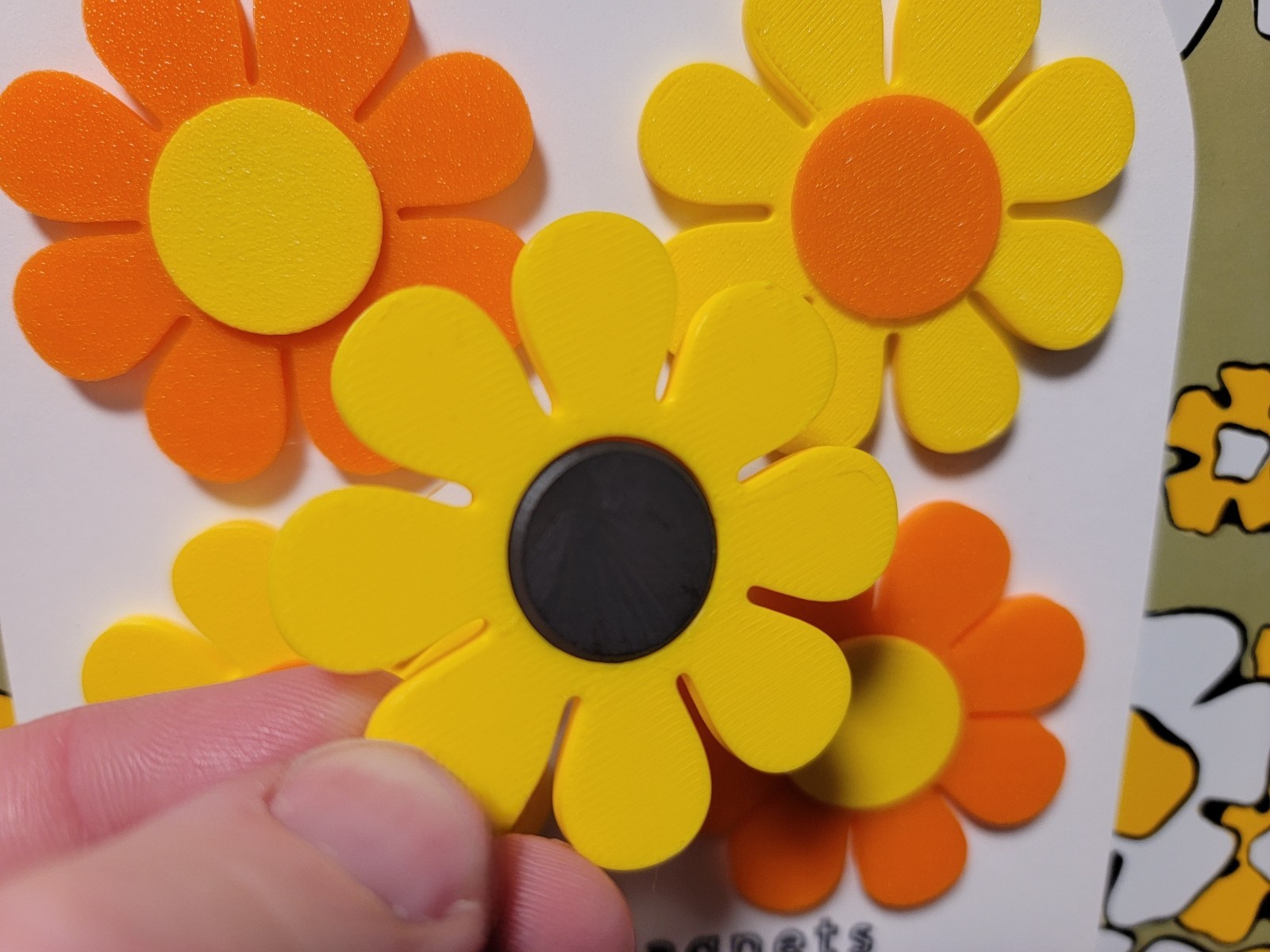 Flower Power Retro Magnets - 2x Yellow 2x Orange - Vintage Retro MCM - NEW!