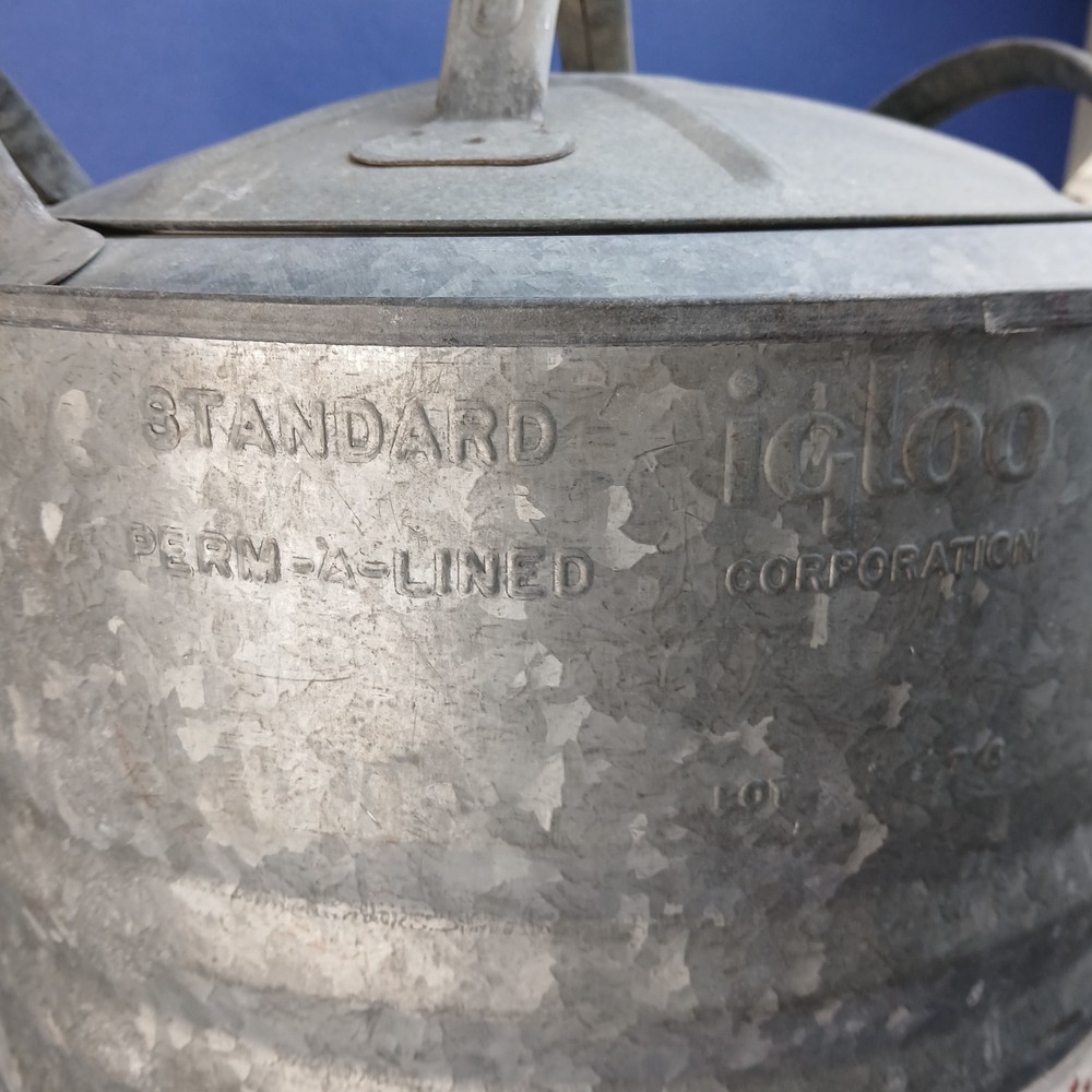 IGLOO 5 Gallon Galvanized Metal Perma- A -Lined Water Cooler