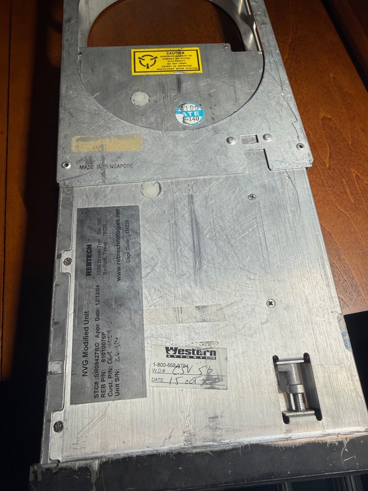 Bendix King KY-196A 28V VHF Comm Transceiver 064-1054-30