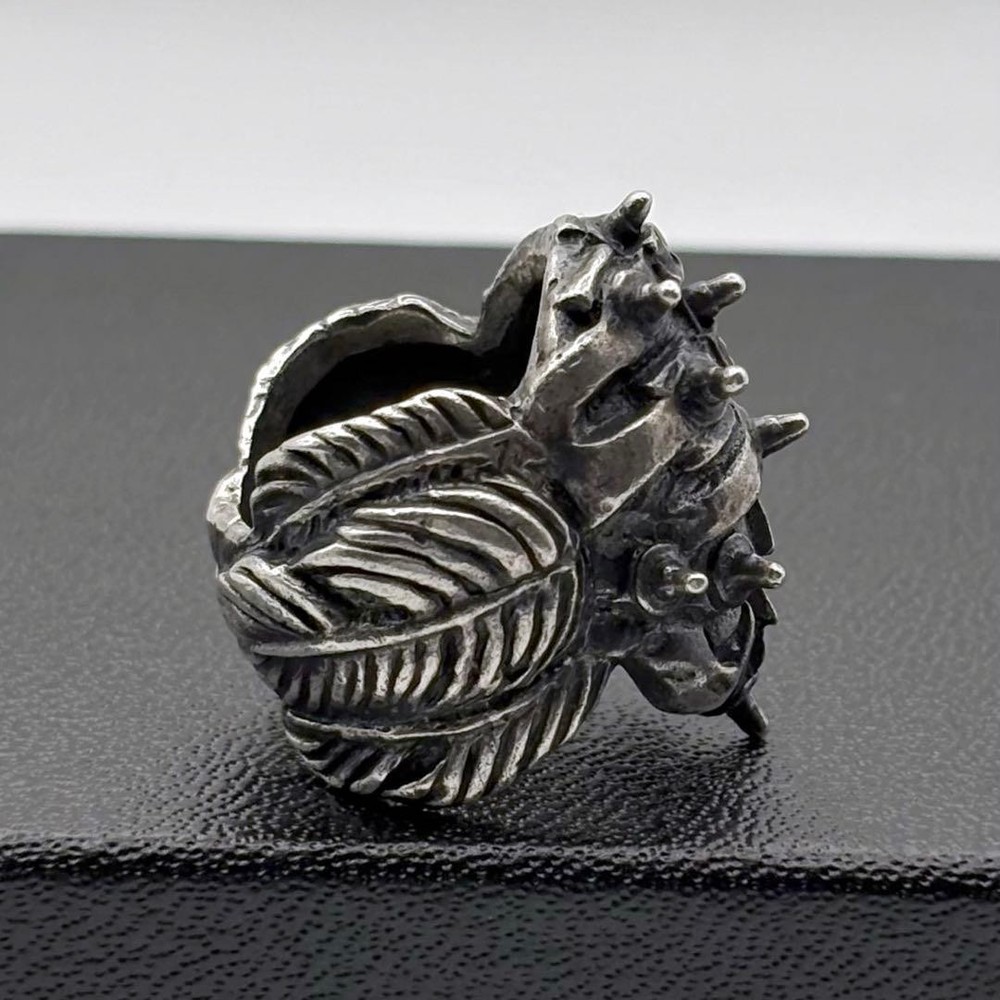 HIDE YOUR FACE Giger Ring Silver Hide Official Super Rare