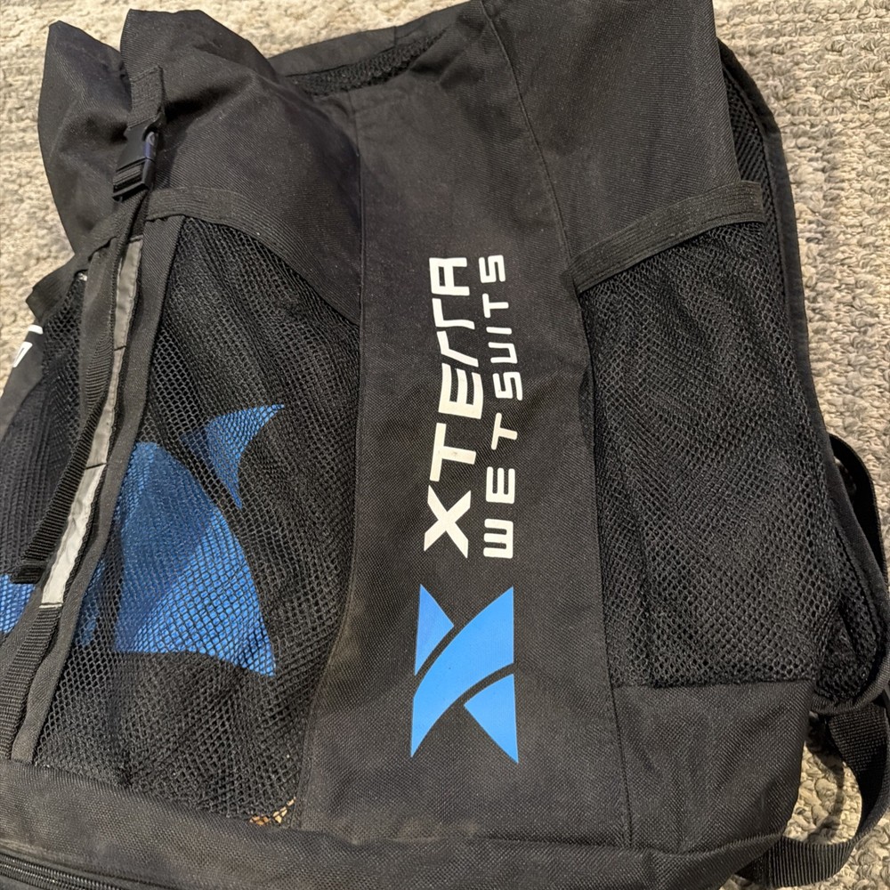 Xterra Wetsuit Back Pack Blue Black Expandable Pockets Large Storage Logo Nice