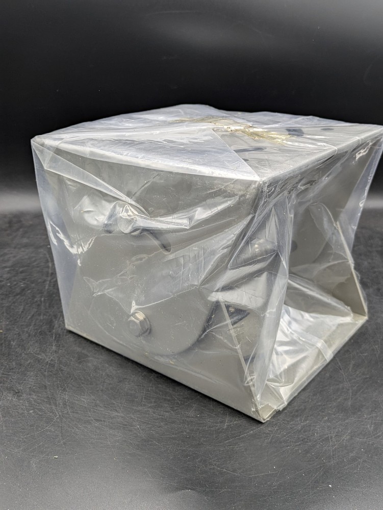 Panasonic WV-7060 Mounting Bracket New In Box