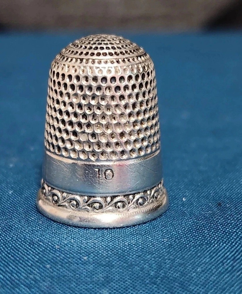 Antique Simons Bros Co Thimble Size 10
