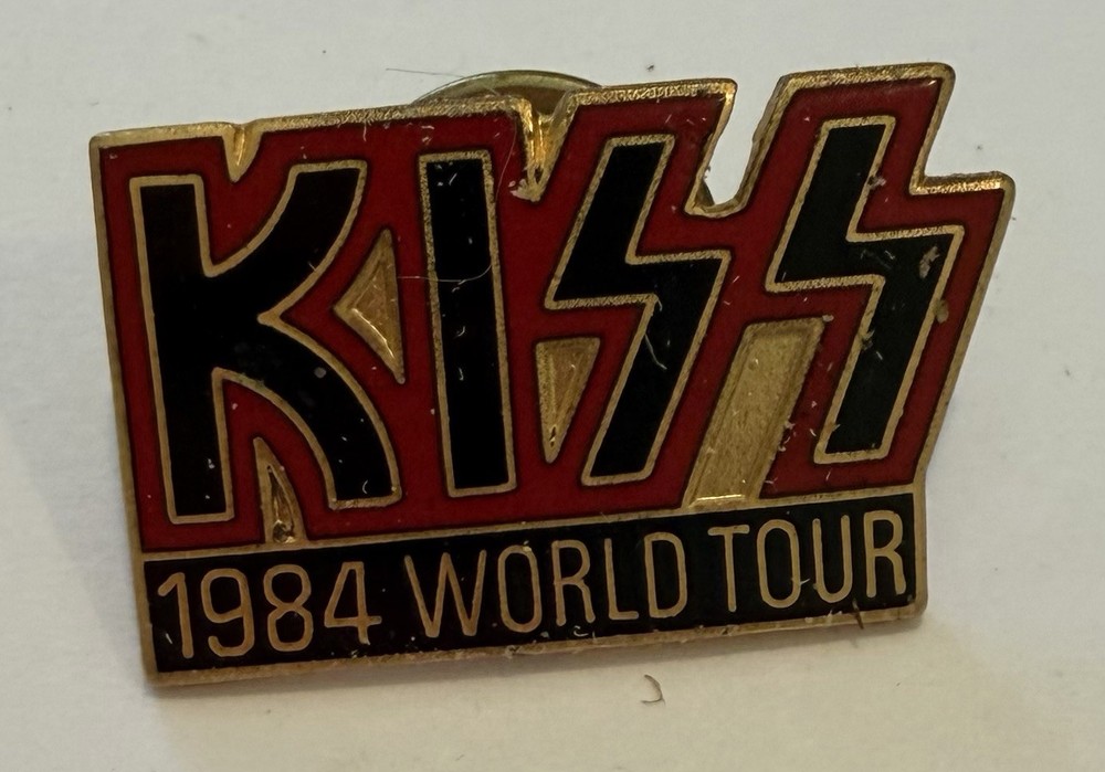 KISS 1984 World Tour Pinback Badge Red Black Gold - Rock & Pop Music