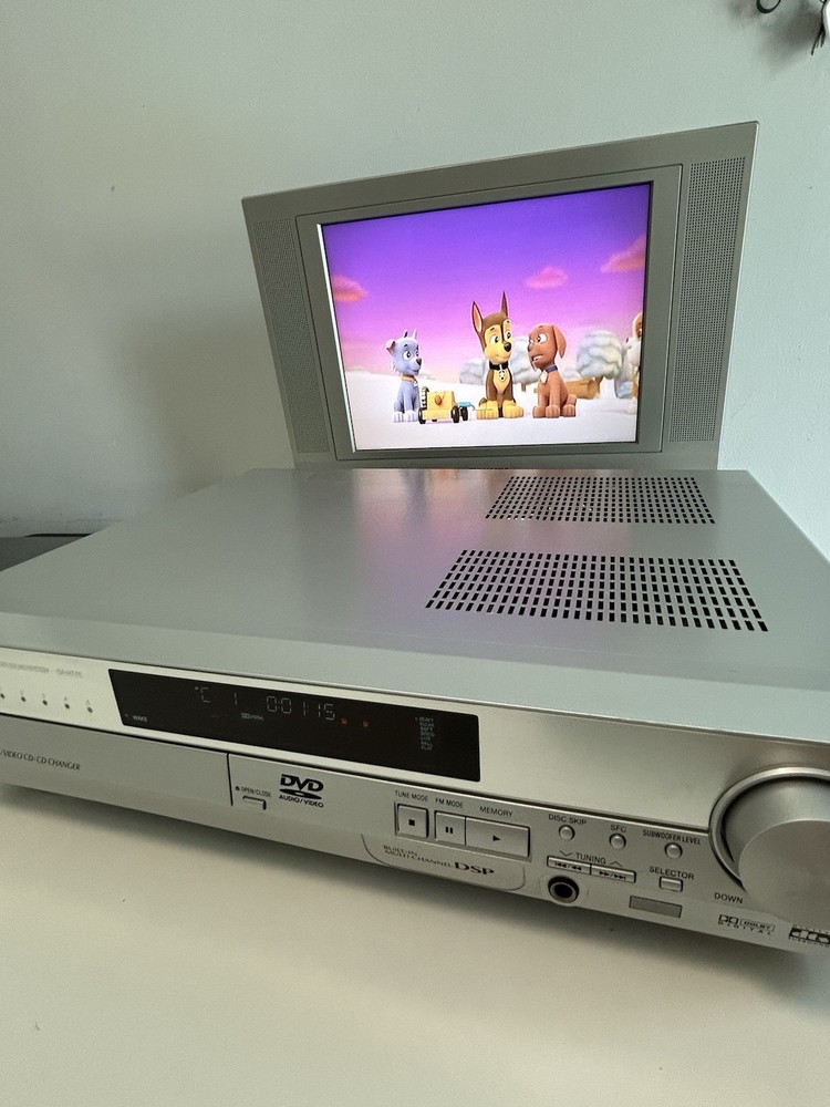 Panasonic SA-HT75 Wired Home Theater System - CD/DVD Base Only