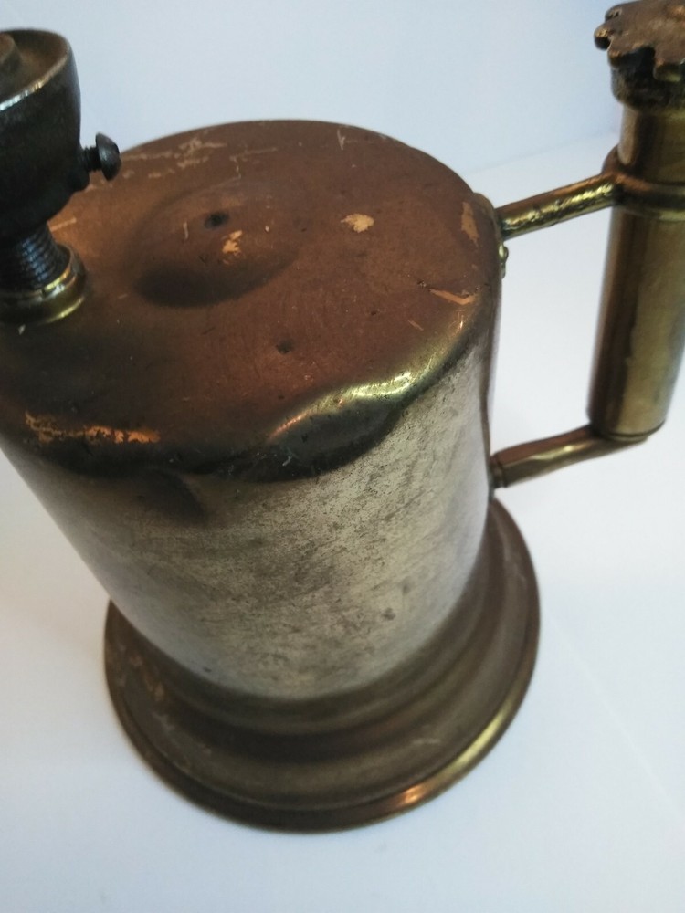 Solid Brass GASOLINE BLOW TORCH w/built-in Pump (COLLECTOR / DISPLAY UNIT )