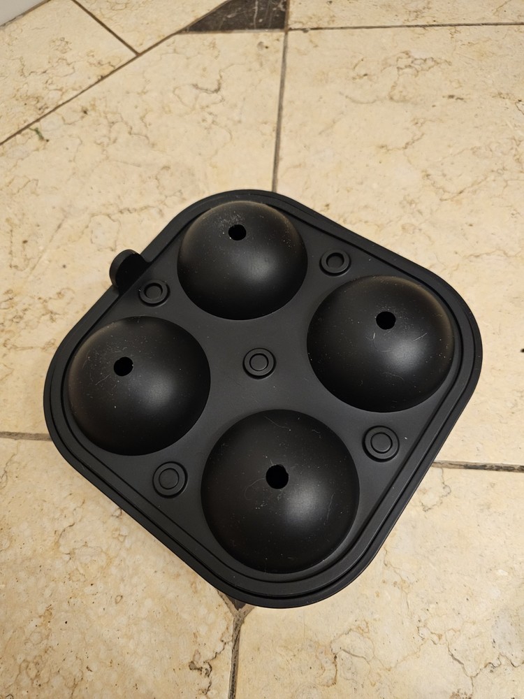 Golf Ice Cube Trays, 2.5" Large Sphere Round Golf Ice Cube Mold for...