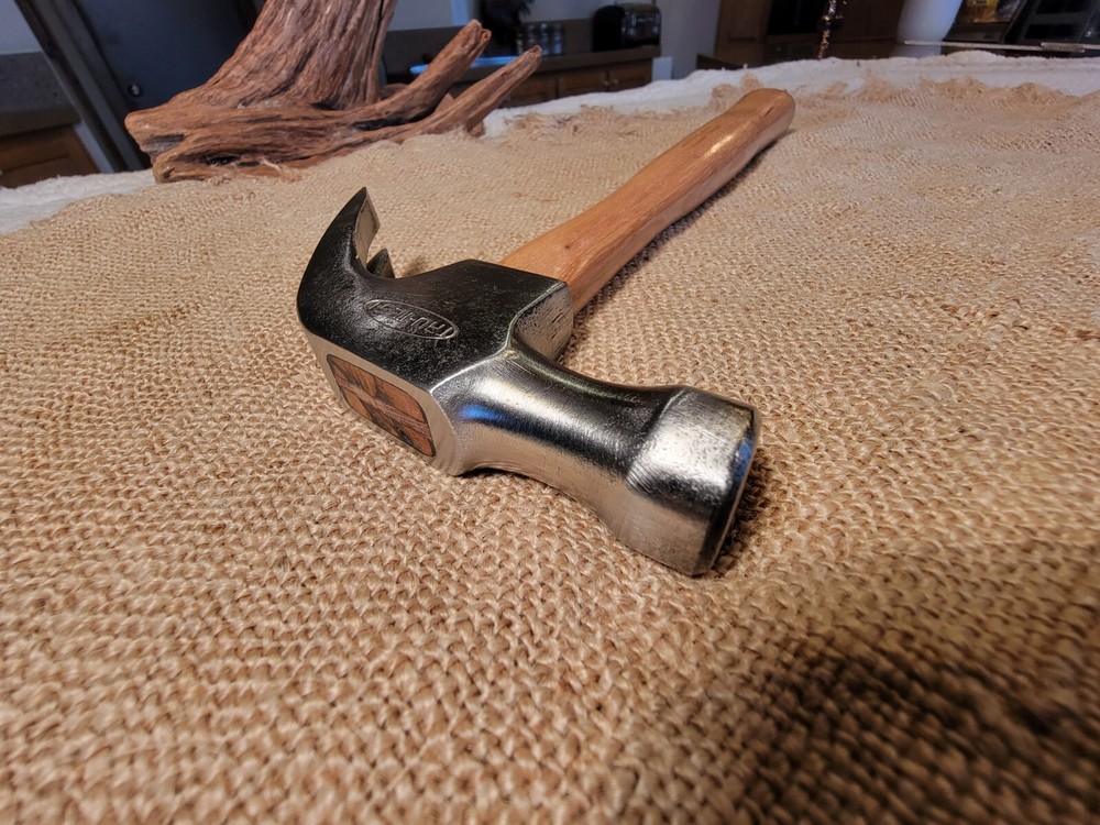 Vintage Antique TRU-TEST curved claw hammer