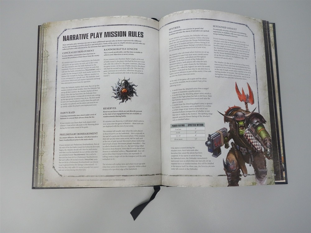 Warhammer 40K: Core Rulebook (8th edition, hardcover)
