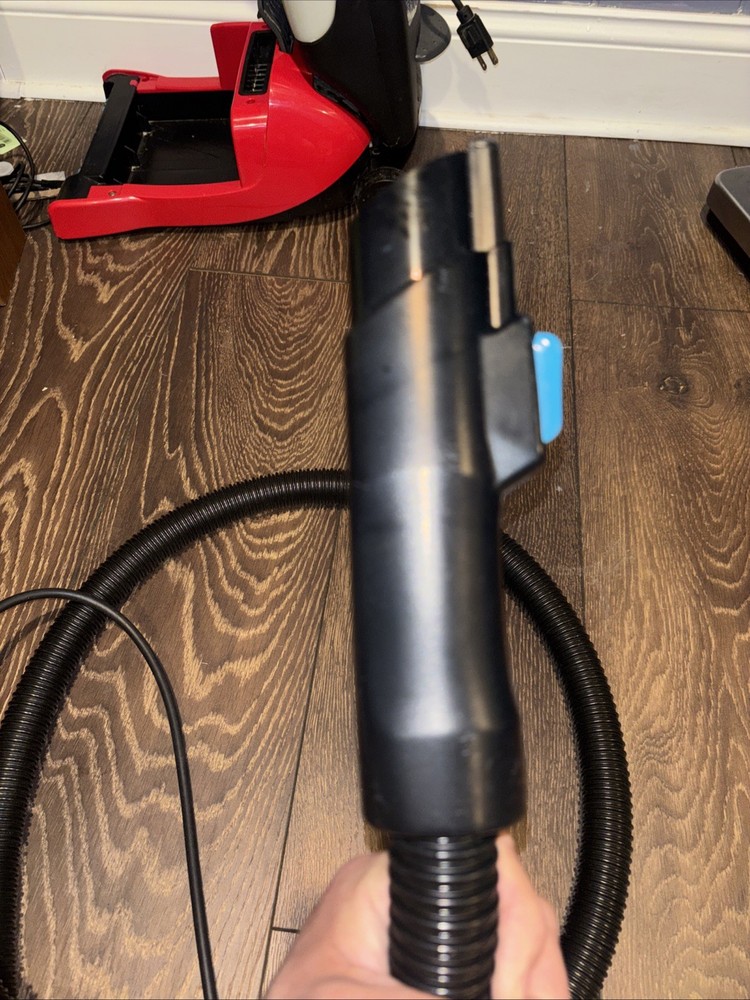 Dirt Devil Easy Steamer CE7100 hose