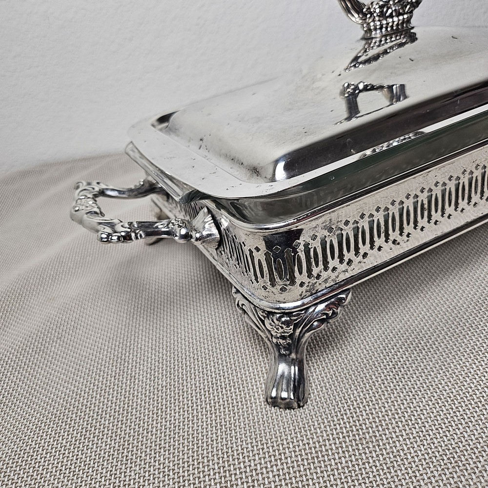 Vintage Oneida Silver Plated Pyrex Casserole Dish Holder Footed Serving Stand
