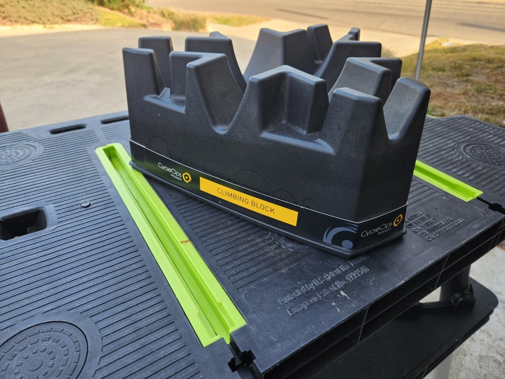 Saris / CycleOps Indoor Bike Trainer Stackable Climbing Block NEW