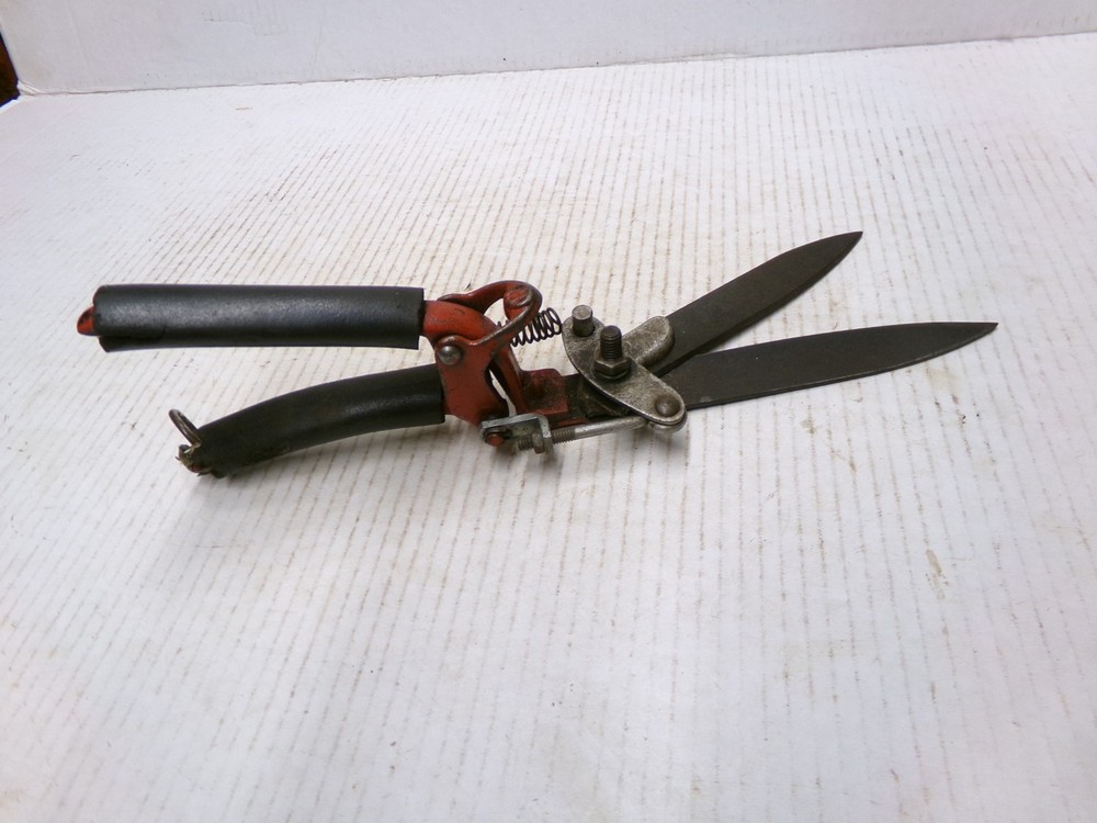 Garden Pruning Shears Lawn Grass Trimmers Clippers Marked