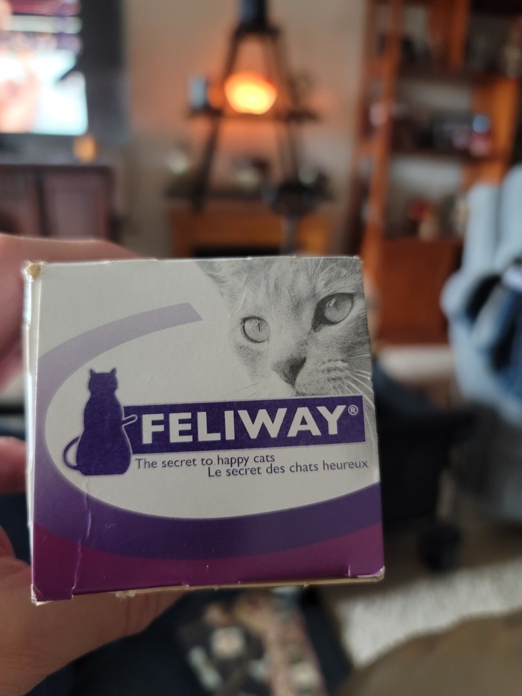 Feliway Plug-in Diffuser + 48ml Refil