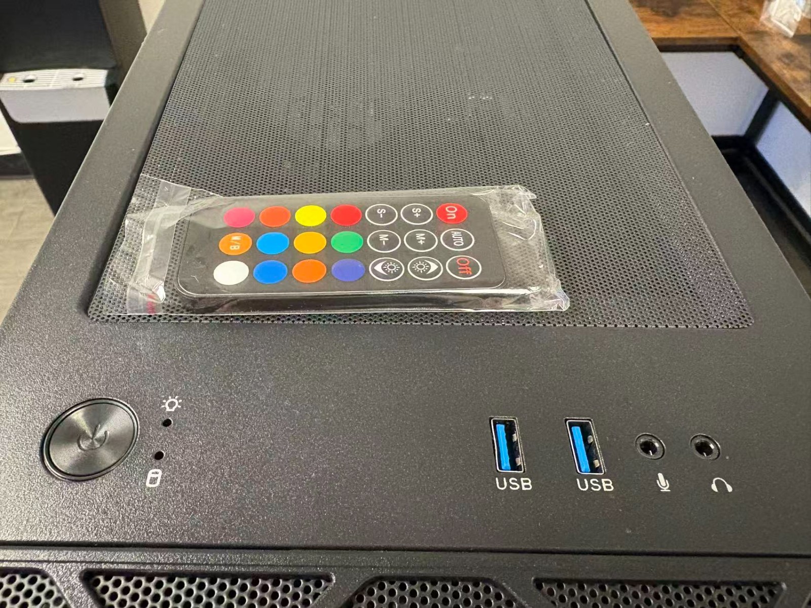 iBuyPower ARGB Gaming Desktop i7 Computer PC 32GB RAM 1TB SSD RTX4060 Win11