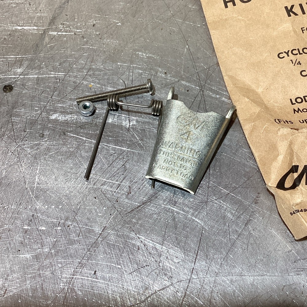 CM Hook Latch Kit NO. 4 NOS