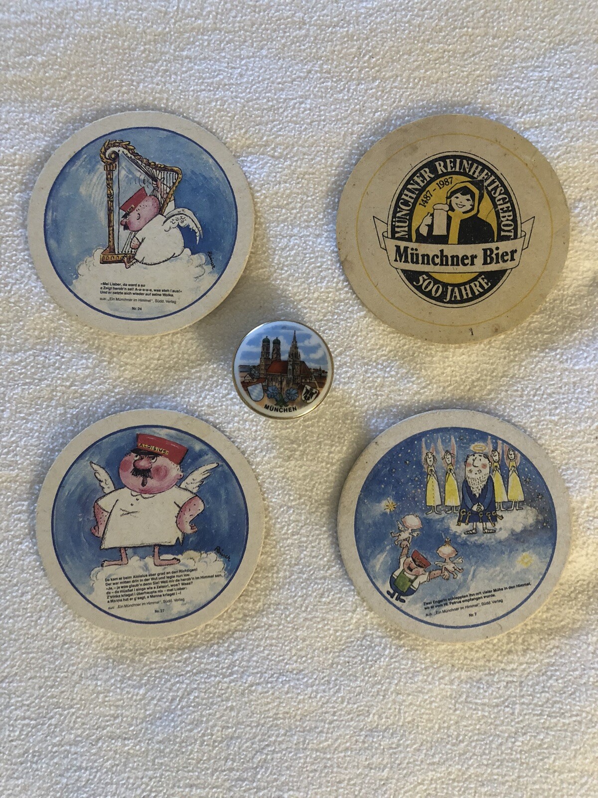 München Momentos, 4 Hofbräuhaus Beer Coasters & Reutter Porcelain Wine Cork