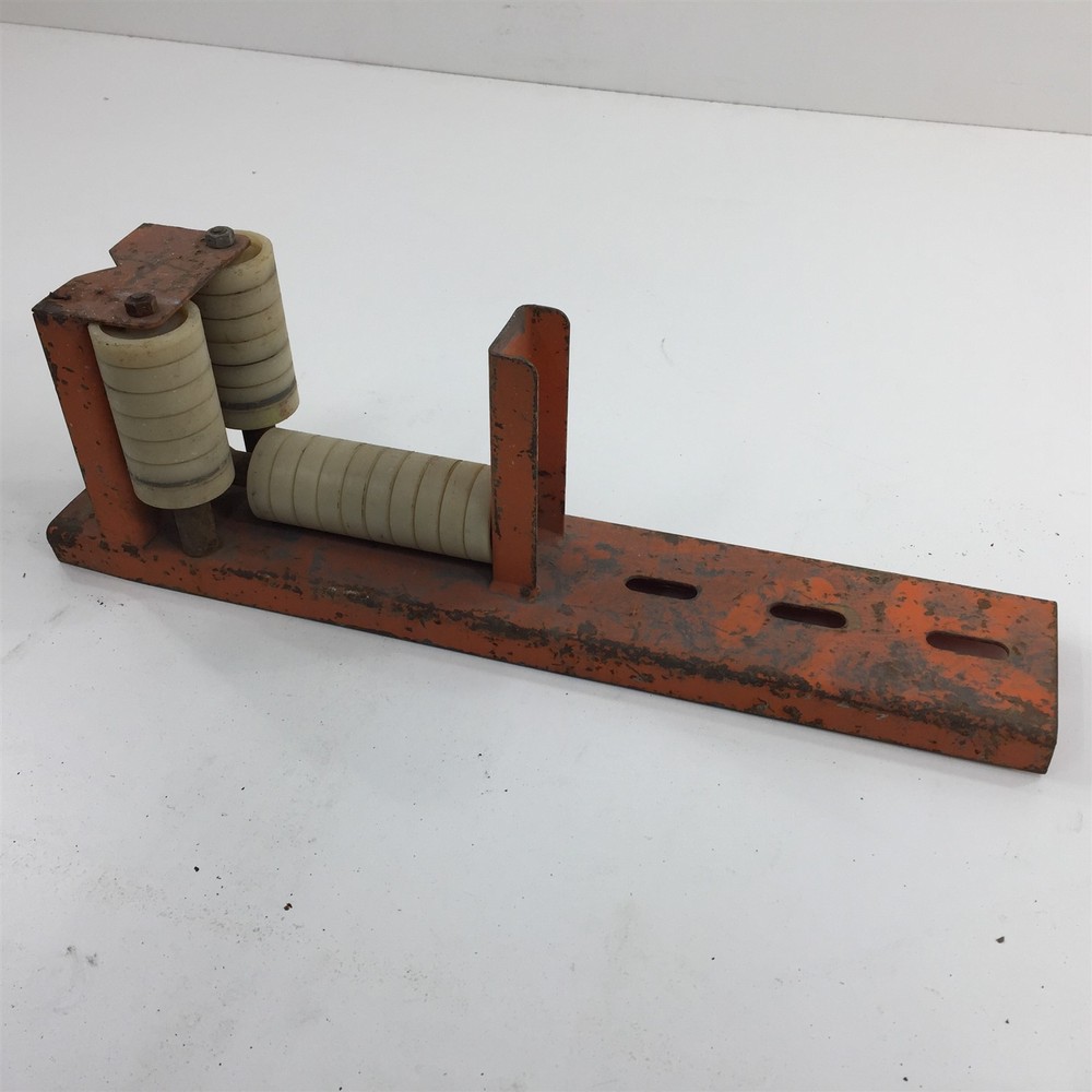 (1) Ensley Tool Radius Cable Roller 21" Long