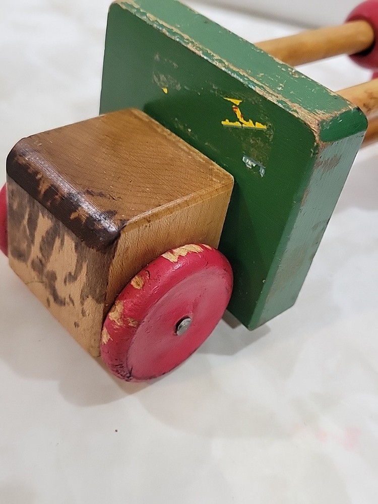 Vintage 1950s "Peg A Way" Wooden Pull Toy A Right Time Toy Missing Pull String