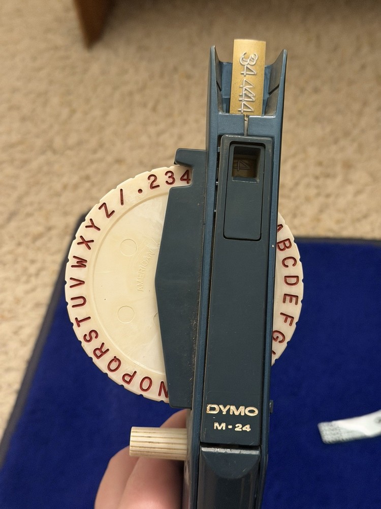 Dymo M-24 Tapewriter Label Maker