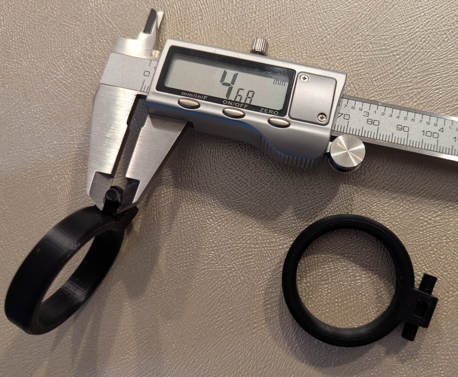 Moukey MTs10-2 Karaoke replacement microphone holder-Round Version, Black, QTY=2