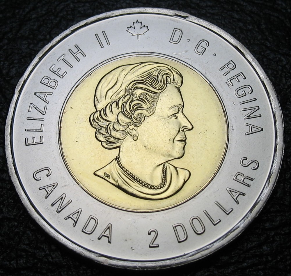 Canada 2017 $2 Vimy Ridge BU ( from a new roll )