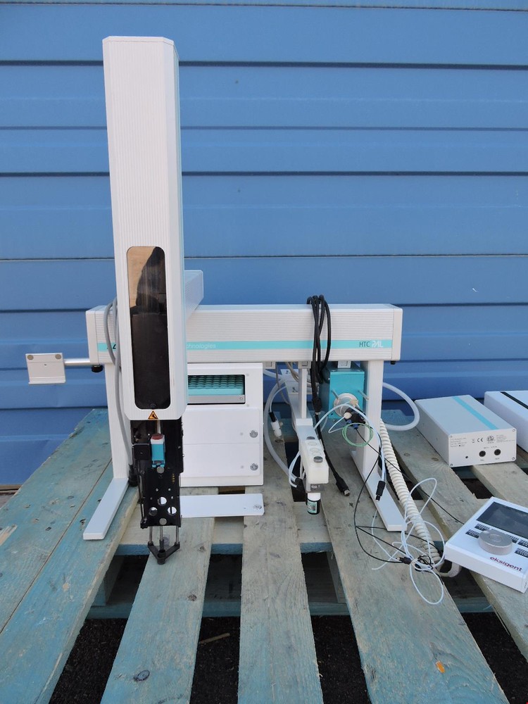 CTC Analytics Leap HTC PAL Autosampler