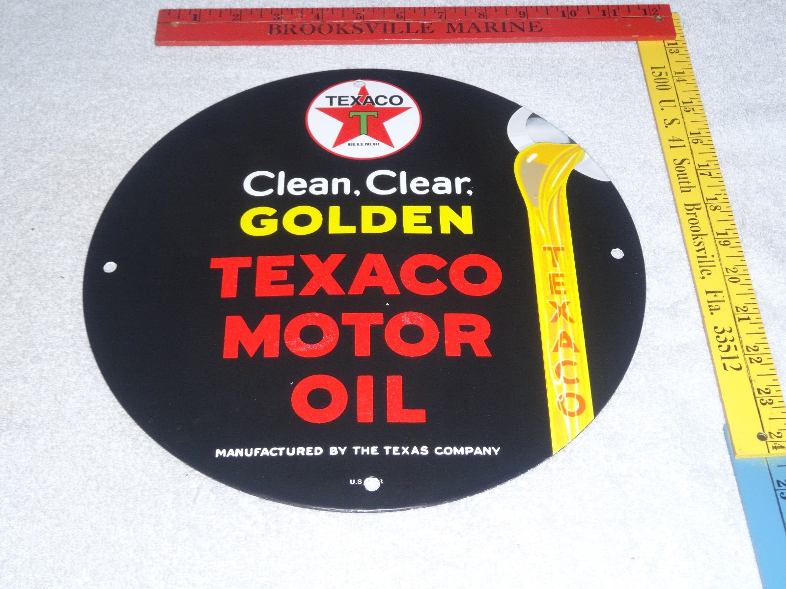 VINTAGE 1948 CLEAN, CLEAR TEXACO MOTOR OIL 11 3/4" PORCELAIN METAL GASOLINE SIGN