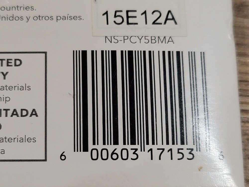 Insignia Bluetooth 4.0 USB Adapter Adds Bluetooth To PC Open Box