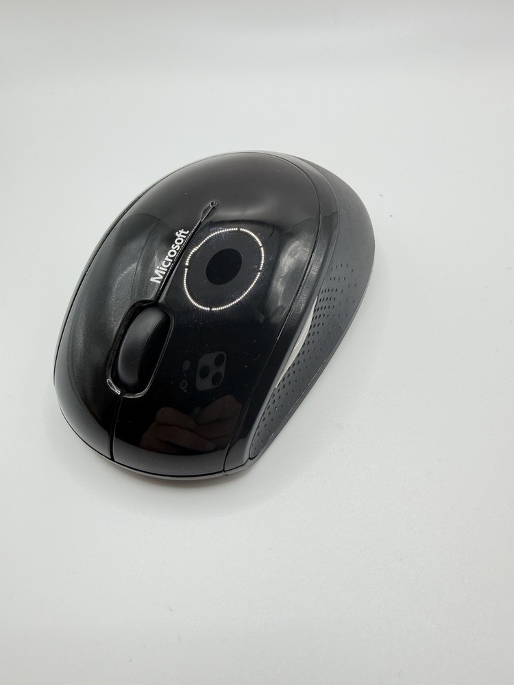 Microsoft 1728 Keyboard & Wireless Mouse 5000 Keyboard Powers On-*Missing Dongle