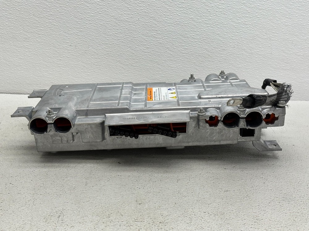 2012-2016 TESLA MODEL S REAR HIGH VOLTAGE JUNCTION BOX OEM