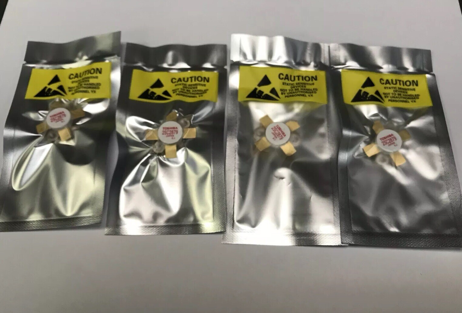 USA SELLER! 2 PCS TOSHIBA 2SC2879 C2879 semiconductor Super FAST SHIP! NY Seller