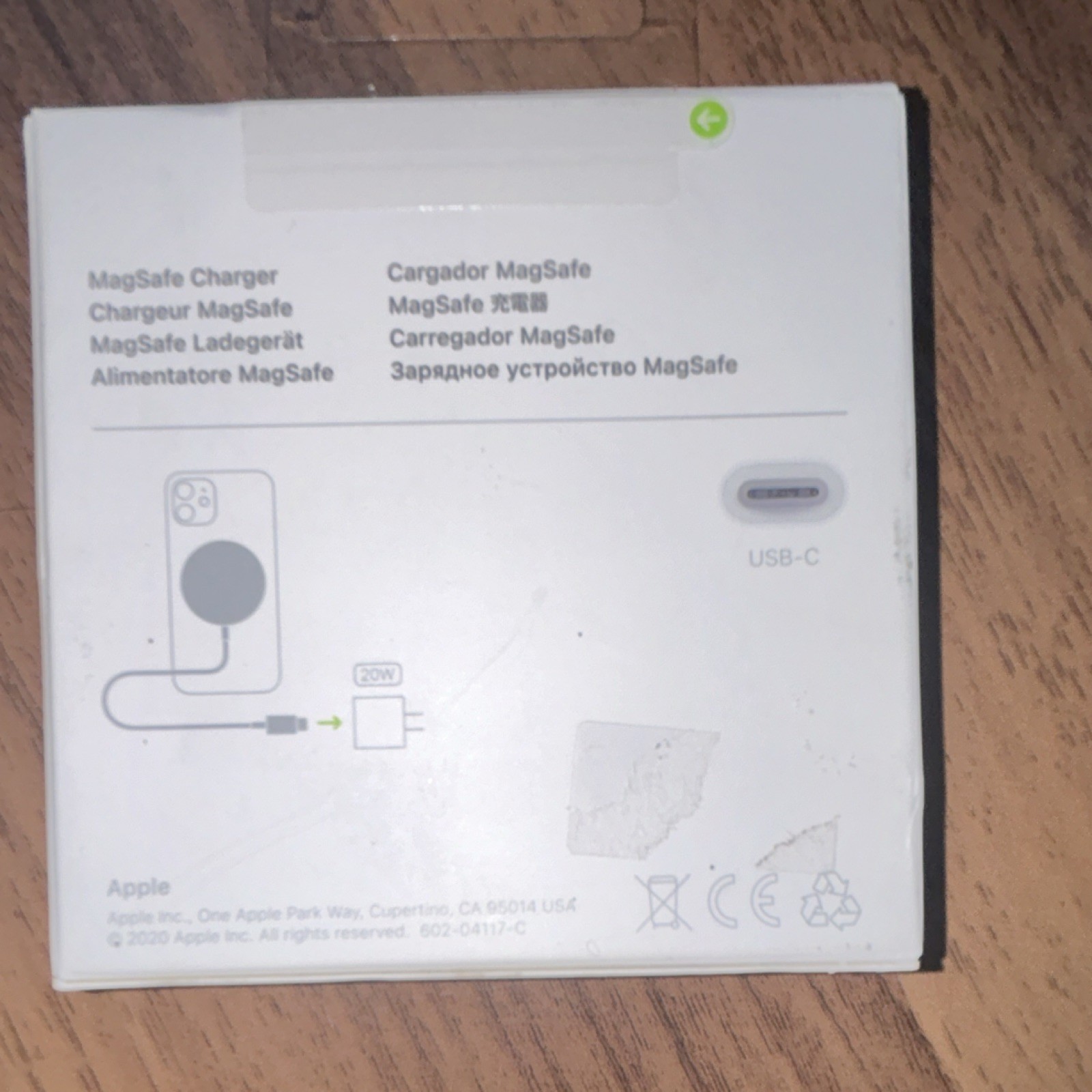 Apple MagSafe Charger USB-C Magnetic Wireless Qi Charging White