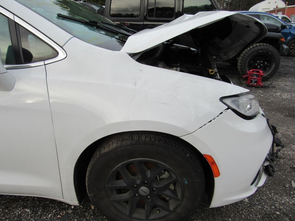 PACIFICA 2022 Glove Box 1016838