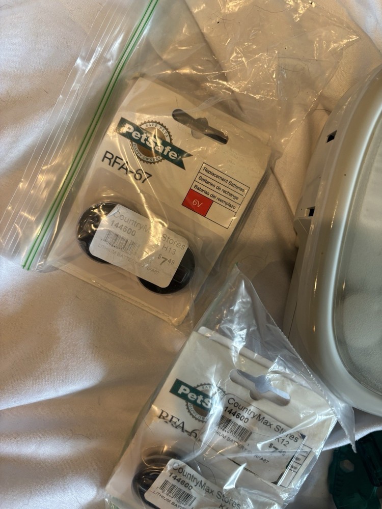 Petsafe wireless containment system Collar Wire Batteries