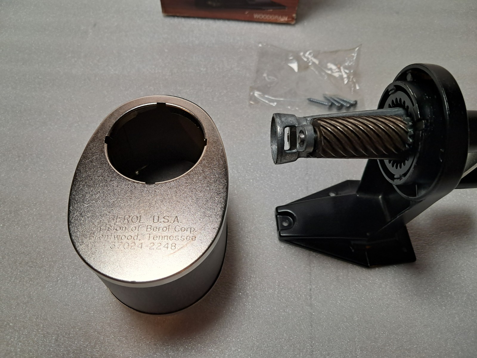 Vintage Berol Giant Apsco Sharpener Hand Crank 6 Hole Pencil Woodgrain New