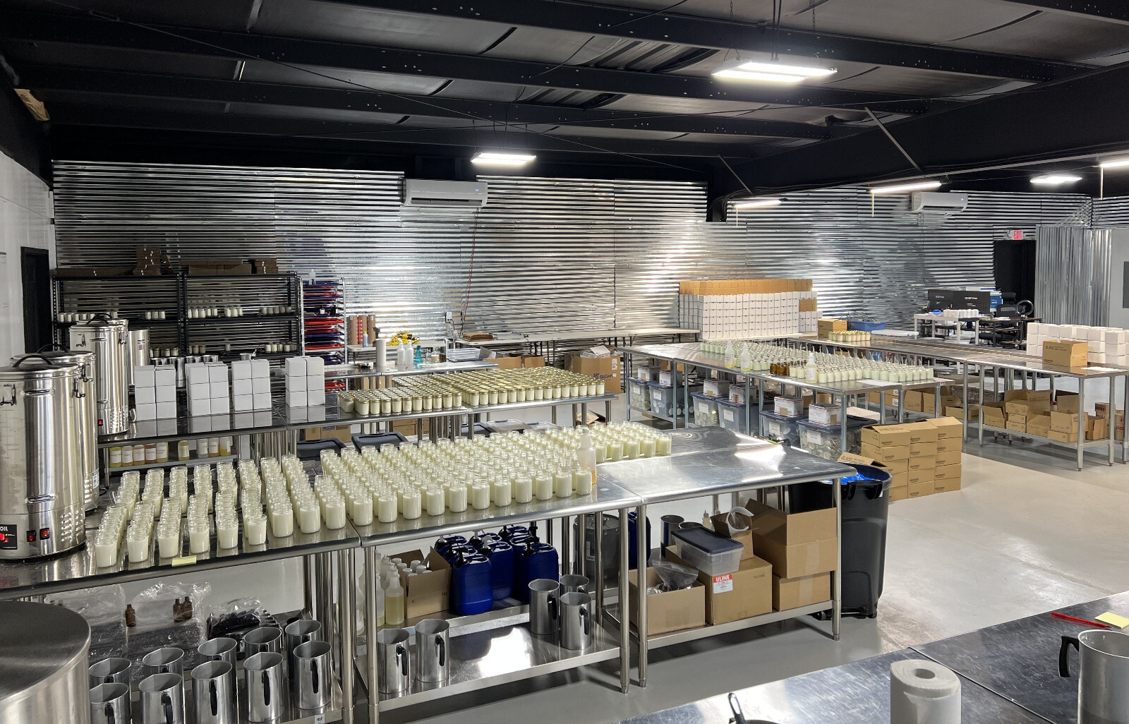 8 oz Mason Jar Soy Wax Candle, Cotton Wick, Strong Scented, Heavenly Scents